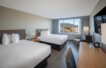 Coast Two Queen Bed