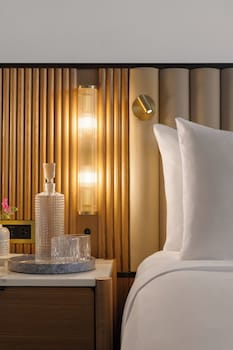 Standard Room, 1 Queen Bed, Accessible (Communications)
