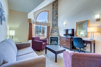 Premium Duplex, 1 King Bed with Sofa bed