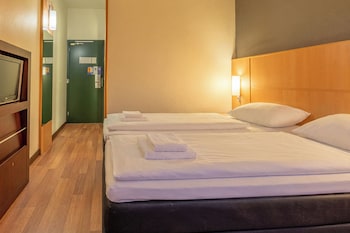 Twin Room Single Use