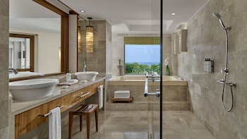 Ambassador Suite