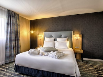 Privilege, Suite, 1 Double Bed with Sofa bed