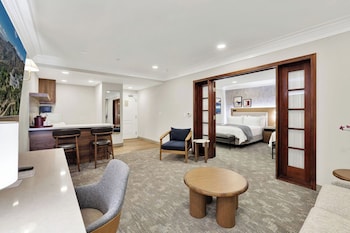 Suite, 2 Queen Beds, Non Smoking, Jetted Tub (with Sofabed)