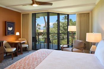 Premium Room, 1 King Bed, Accessible, Partial Ocean View