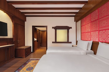 Standard Room, 2 Twin Beds, City View