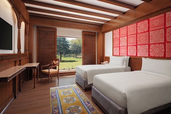 Standard Twin Garden view