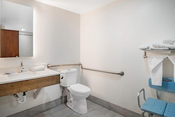 Standard Room, 1 King Bed, Bathtub