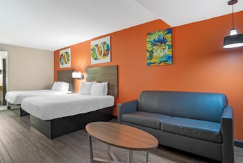 Standard Room, 2 Queen Beds, Non Smoking, Refrigerator & Microwave (with Sofabed)