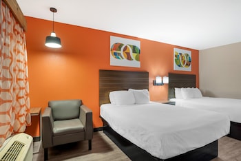 Standard Room, 2 Queen Beds, Accessible, Bathtub