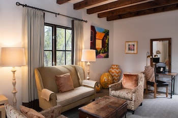 Studio, 1 Queen Bed