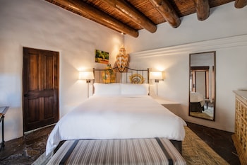 Room, 1 King Bed (Mobility/Hearing Access, Transf Shwr)
