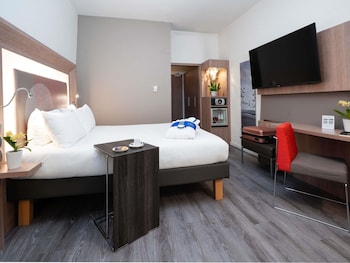 Business Room, 1 King Bed (Executive)