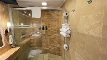 Deluxe Room, 1 Queen Bed