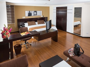 Deluxe Room, 1 King Bed