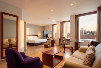 Superior Suite, 1 King Bed (Privilege room)