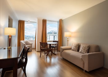 Superior Room, 1 King Bed