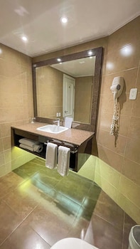 Superior Room, 1 Queen Bed