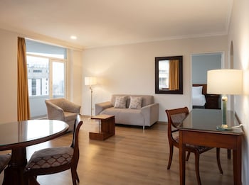 Superior Room, 1 King Bed