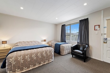 Deluxe Twin Room, Courtyard View