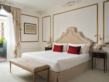 Grand Deluxe