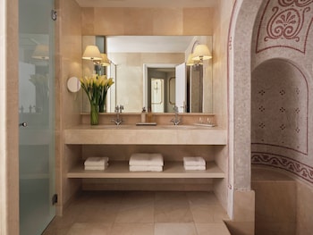 Suite, 1 Bedroom (Palace by Ronnie Wood)