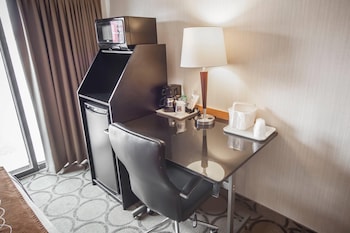 Standard Room, 1 Queen Bed with Sofa bed, Non Smoking, Ground Floor