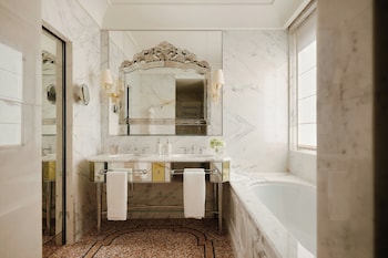 Four Seasons, Suite, Lagoon View