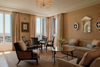 Grand Suite, 1 King Bed, Lagoon View