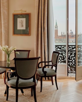 Premium Suite, Lagoon View