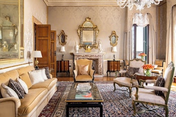 Signature Suite, 1 King Bed