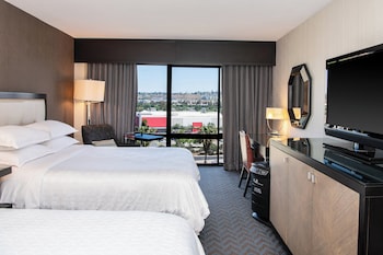 Pure, Room, 2 Queen Beds