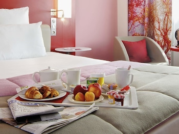 Superior Room, 1 King Bed