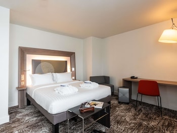 Executive Room, 1 Queen Bed
