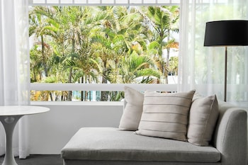Room, 1 King Bed, Resort View