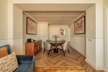 Grand Studio Suite