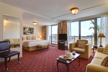 Junior Suite Acropolis View