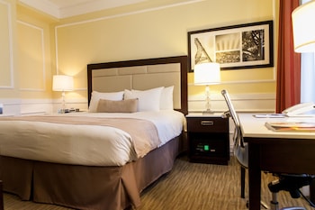 Superior Room, 1 King Bed