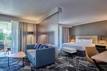 Junior Suite, 1 King Bed