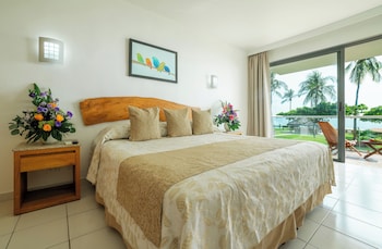 Deluxe Room, 1 King Bed, Terrace, Sea View