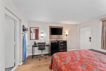 Standard Room, 1 Queen Bed, Accessible Tub, Non Smoking
