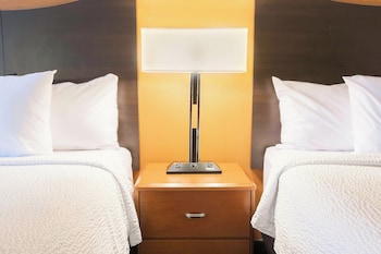 Room, 2 Queen Beds (Mobility/Hearing Accessible, Tub)