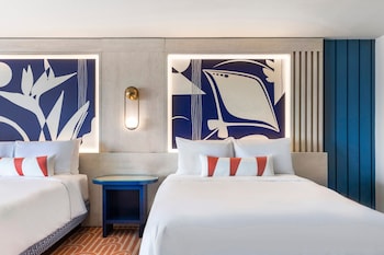 Room, 2 Queen Beds, Balcony