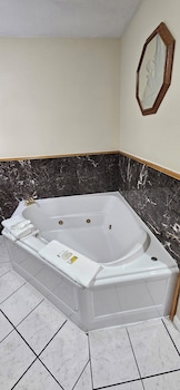 Studio Suite, 1 King Bed, Non Smoking