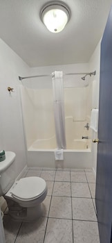 Studio Suite, 1 King Bed, Non Smoking