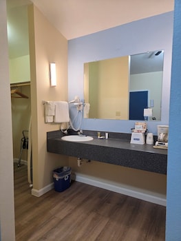 Studio Suite, 2 Queen Beds, Non Smoking
