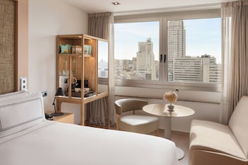 The Level Room City View