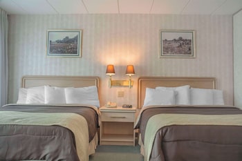 Standard Room, 2 Queen Beds, Non Smoking