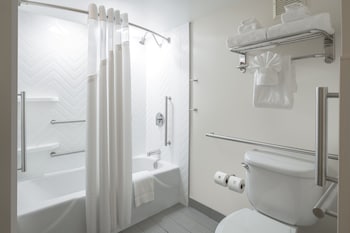 Standard Room, 2 Queen Beds