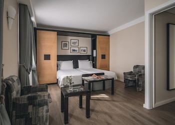 Deluxe Room, 1 Double Bed