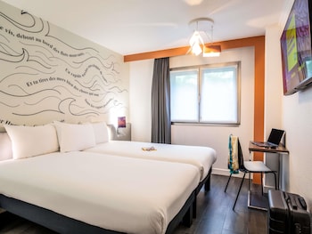 Standard Room, 2 Twin Beds